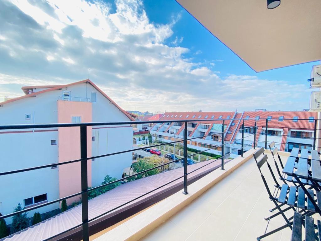 Sea Side Ada Apartment Нэводари Экстерьер фото